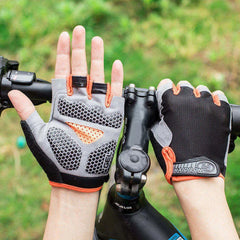 Breathable anti-slip half finger cycling and gym gloves for men and women, ideal for fitness and sports training