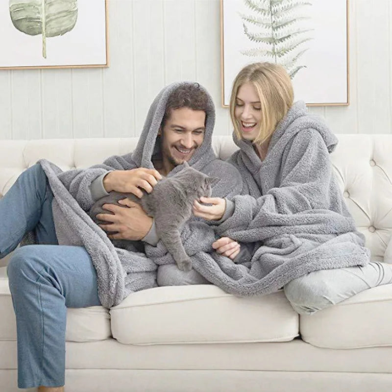 Hoodies Winter Warm Comfort Flannel Blanket with Sleeves – Oversized Fleece Pullovers for Women & Men, Giant TV Blanket for Home Wear