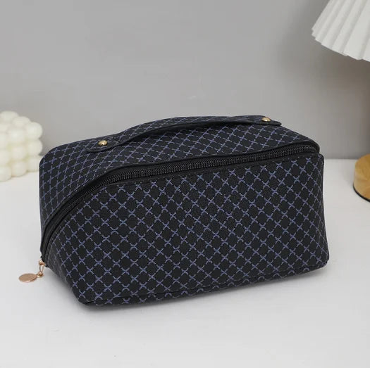 women-makeup-bag-travel-toiletry-organizer